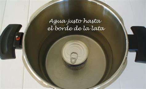 olla a presión con lata de leche condensada