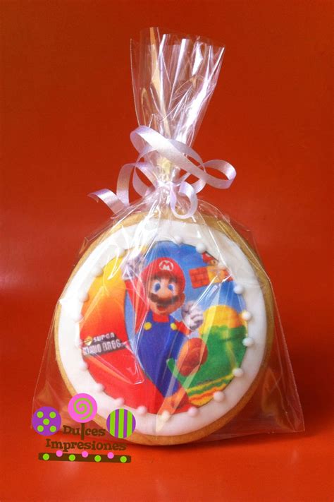 Galletas decoradas con láminas comestibles de Mario Bros
