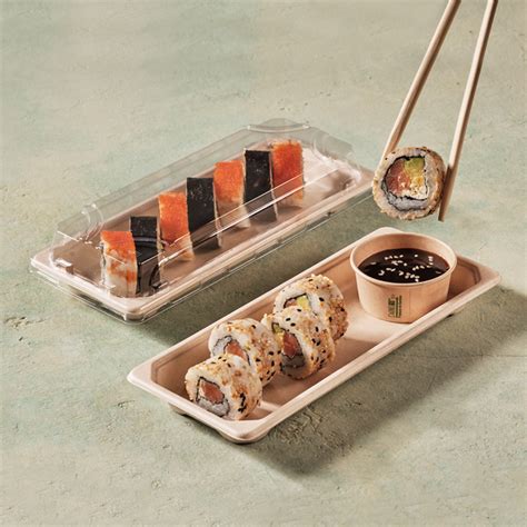 Composición de bandejas de sushi hechas de bagazo de caña de azúcar y papel kraft.