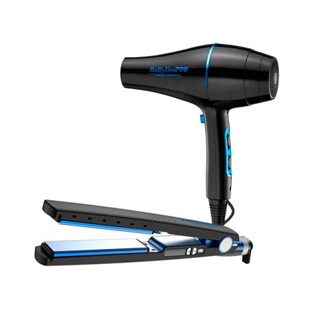 Kit de tratamiento capilar alisante con productos y herramientas como plancha y secador.