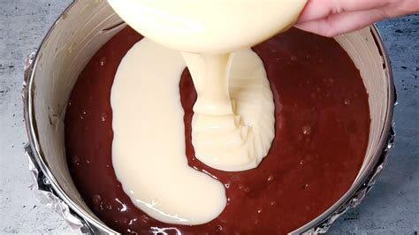 Ingredientes para un bizcocho de leche condensada y chocolate