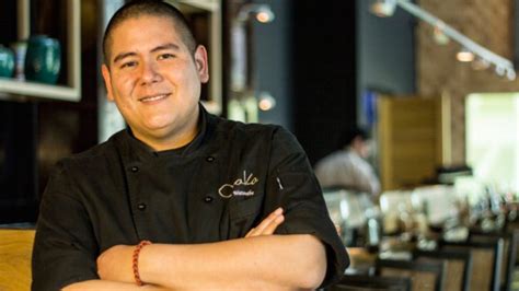 Retrato del chef Ciro Watanabe sonriendo