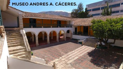 Foto exterior de la Casona Vivanco, sede del Museo Histórico Mariscal Andrés Avelino Cáceres en Ayacucho