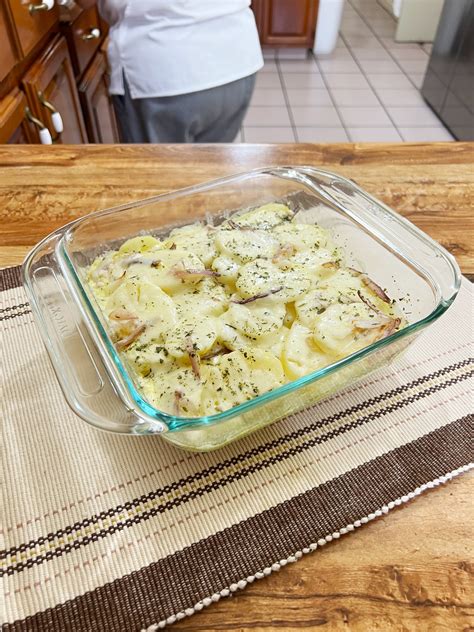 kassler al horno listo para servir con guarnición